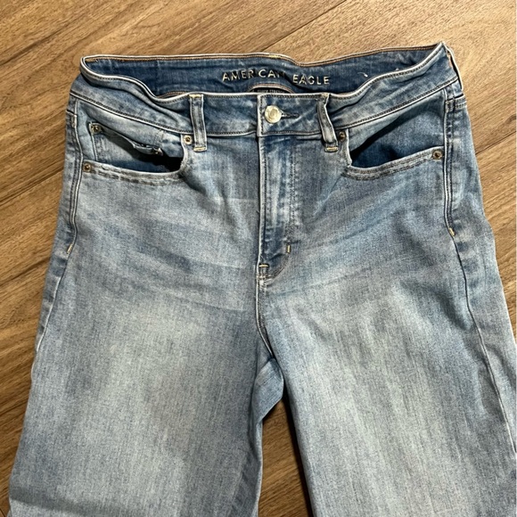 🔥2/$50🔥 Wide Leg Light Wash Jeans - Picture 4 of 8